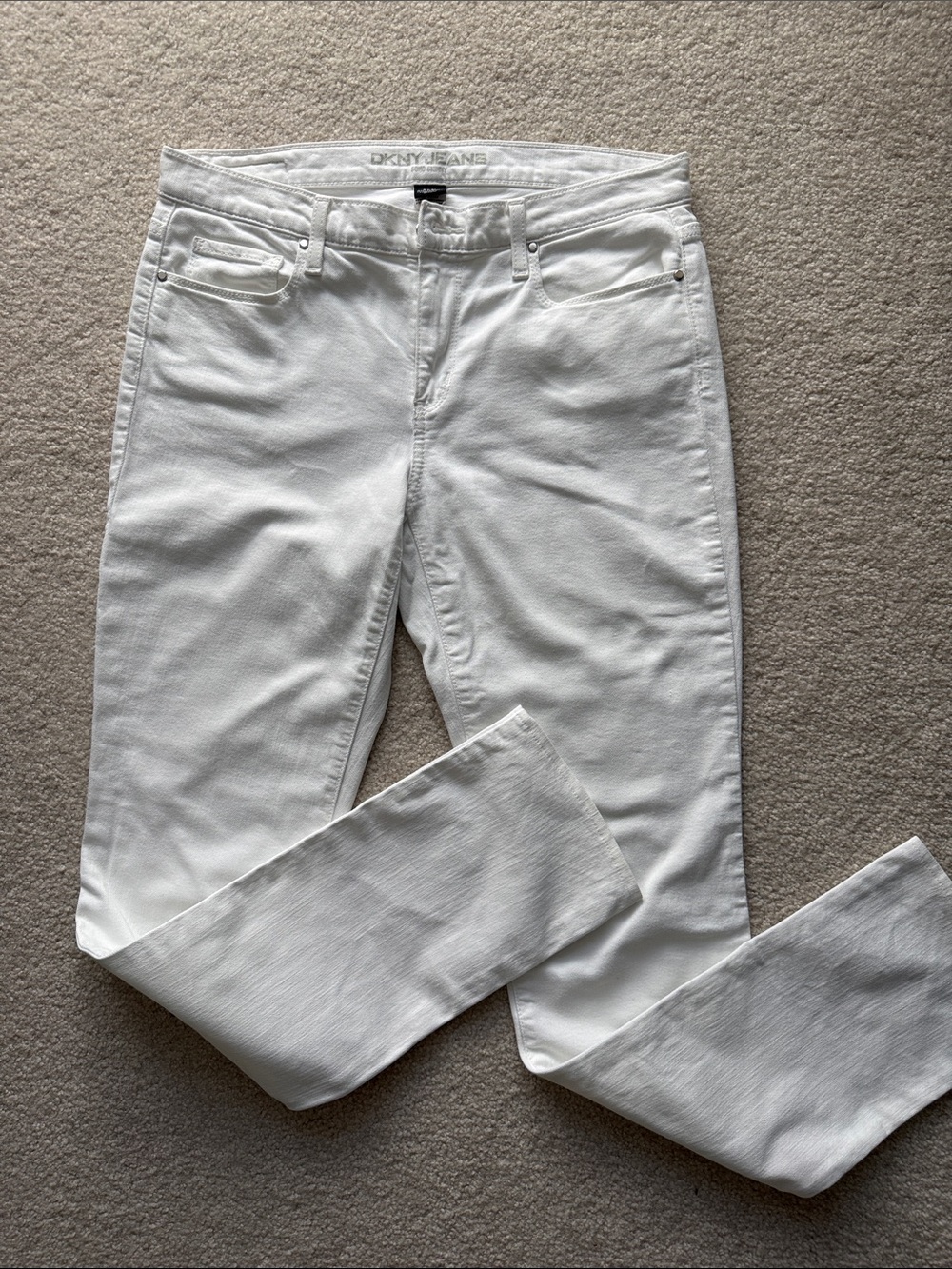 DKNY Jeans Soho Skinny – White | Size 8